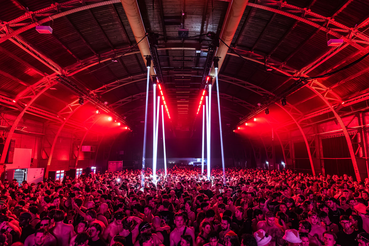 Loading... just a sec